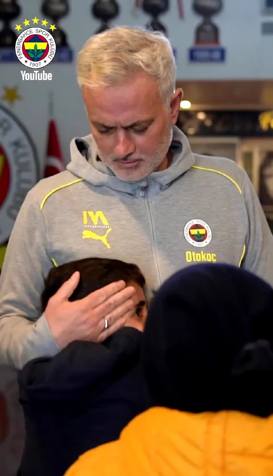 九游-费德勒在加拿大队比赛中持续失利，比赛局势复杂引发热议！的简单介绍