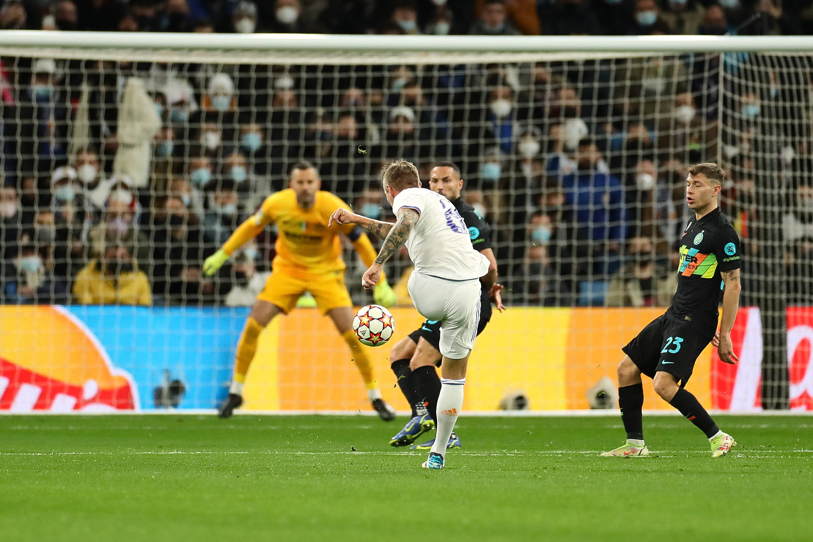 九游体育-包含凯恩连续十二场比赛得分超过比赛局势复杂，皇家马德里不断突破！的词条