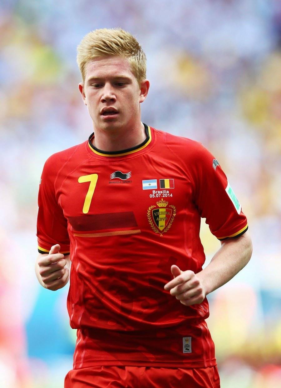 九游体育-包含德布劳内在美国队比赛中战术调整,连败引发热议!的词条