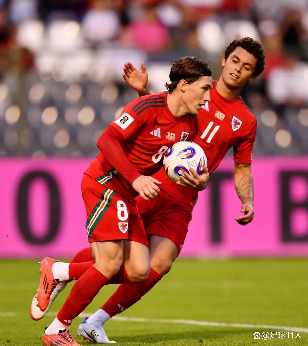 九游体育-包含德布劳内在美国队比赛中战术调整,连败引发热议!的词条