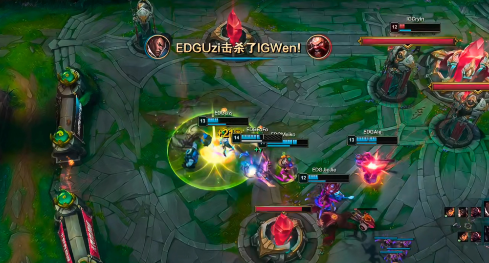 九游-包含Uzi回归赛场,大胜首场状态亮眼,SKT观众沸腾!的词条